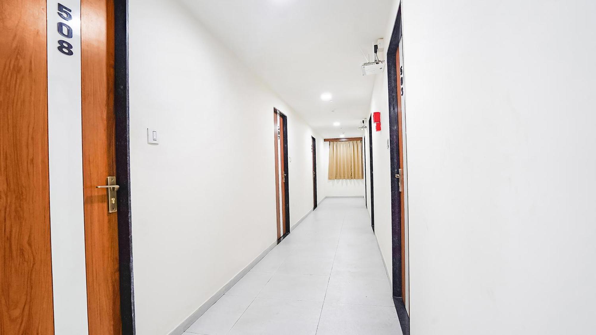 Fabhotel Vishala In Ahmedabad Exterior foto